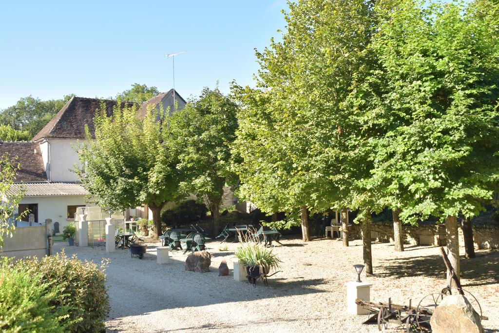 Auberge Le Rabelais Malay-le-Petit Eksteriør billede