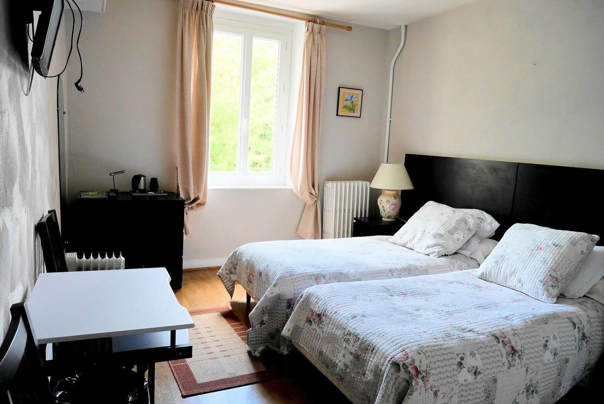 Auberge Le Rabelais Malay-le-Petit Eksteriør billede