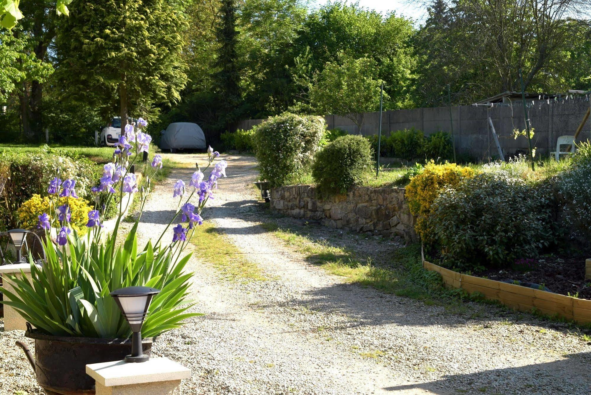 Auberge Le Rabelais Malay-le-Petit Eksteriør billede