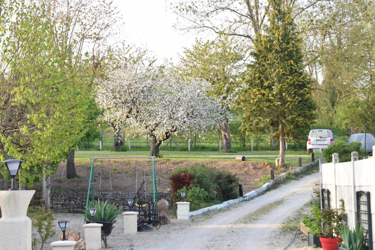 Auberge Le Rabelais Malay-le-Petit Eksteriør billede